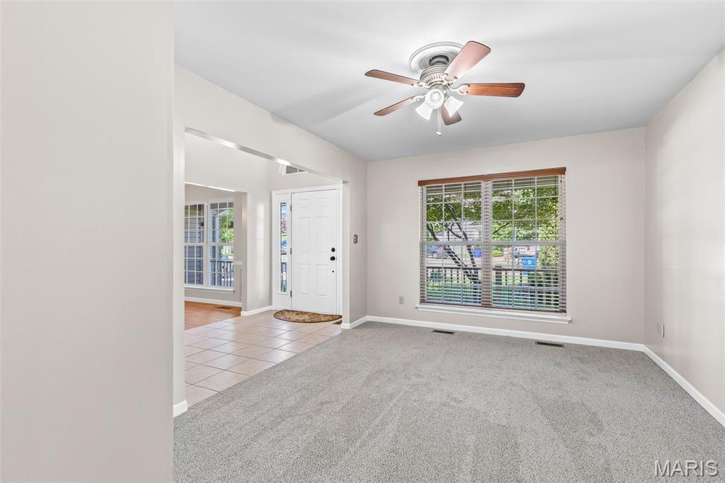 200 Romaine Spring View