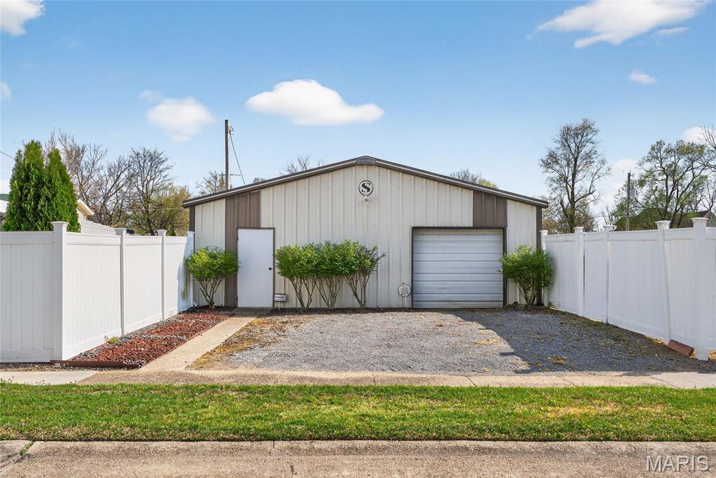 McCoy & Tanner 8th Add - Residential