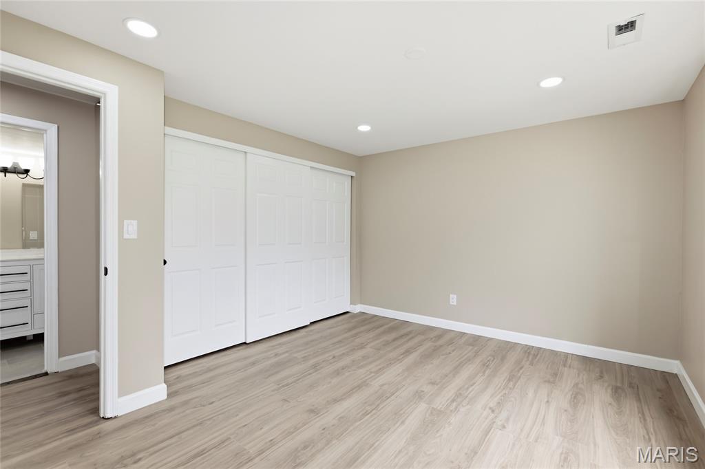 Oaks On Kiefer Creek - Residential