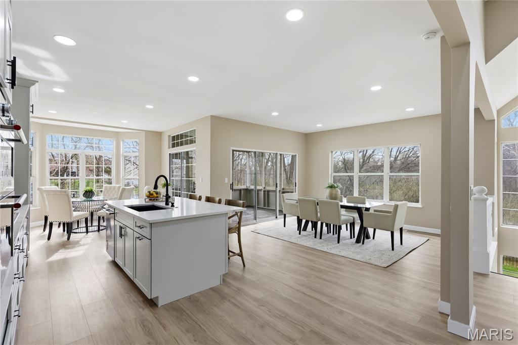 Oaks On Kiefer Creek - Residential