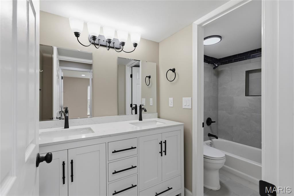 Oaks On Kiefer Creek - Residential