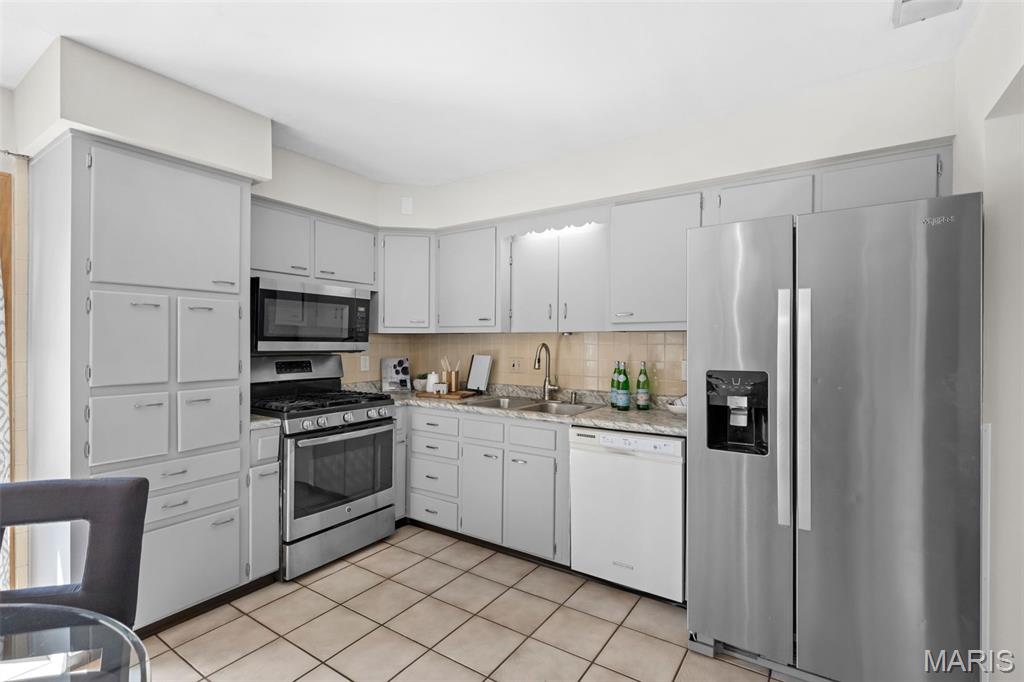 Nelda Park 1 - Residential