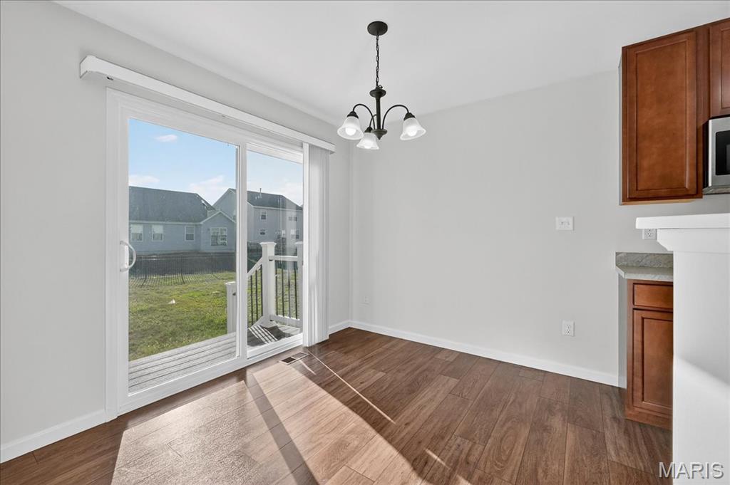 St Charles, Missouri 63301, United States, 3 Bedrooms Bedrooms, ,3 BathroomsBathrooms,Residential,Active,208627