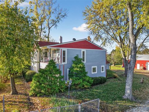 283 Highway W Foristell MO 63348