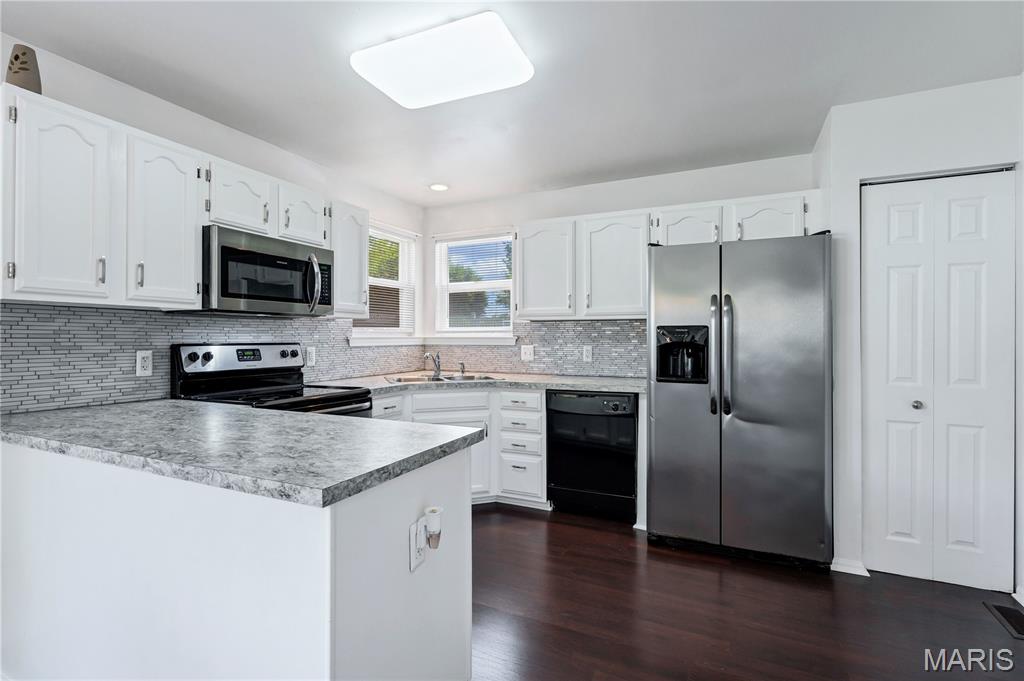 Chateau Du Mont Estates - Residential