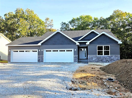 9840 RIDGECREST DR, HILLSBORO, MO 63050 - Image 4c084fa2a58253fa817fdb8b7c88df6f/3668194316