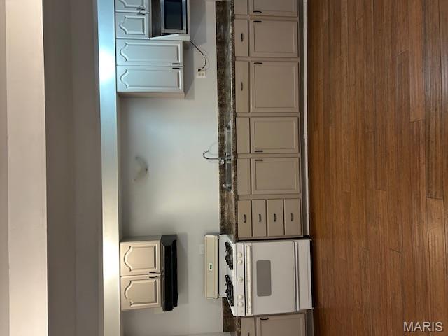 Seat of Justice - Residential