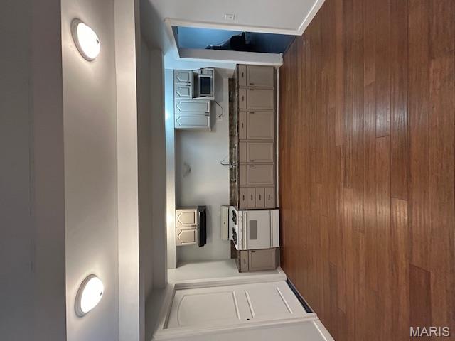 Seat of Justice - Residential