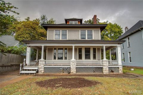 524 E 7th Street Alton IL 62002