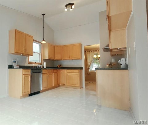 Tiny photo for 15455 Country Mill Court, Chesterfield, MO 63017 (MLS # 26058372)
