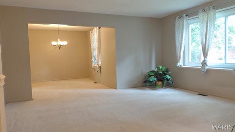 Tiny photo for 15455 Country Mill Court, Chesterfield, MO 63017 (MLS # 26058372)