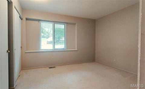 Tiny photo for 15455 Country Mill Court, Chesterfield, MO 63017 (MLS # 26058372)
