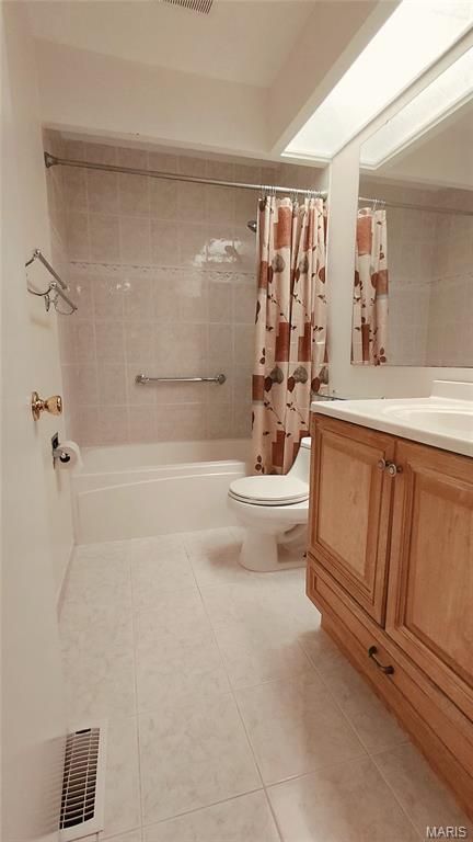 Tiny photo for 15455 Country Mill Court, Chesterfield, MO 63017 (MLS # 26058372)