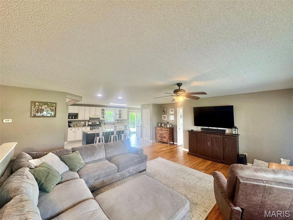 Villa de Woods - Residential