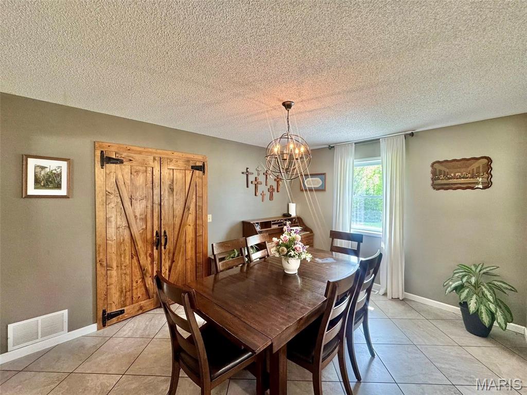 Villa de Woods - Residential