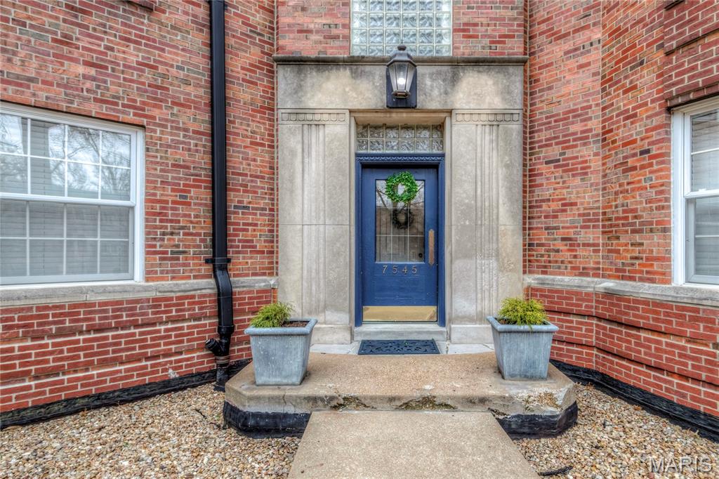 Wellington Condo The - Residential