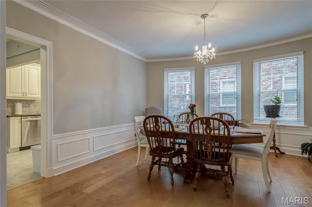 Wellington Condo The - Residential