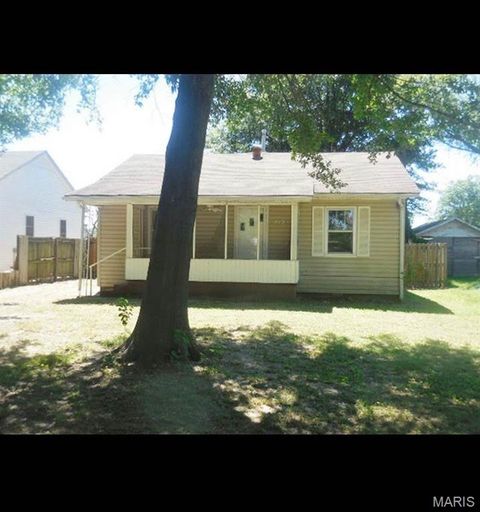 Tiny photo for 715 Pecan Street, Hornersville, MO 63855 (MLS # 26047225)