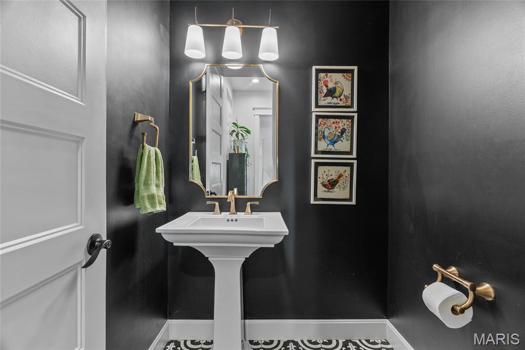 McLain Tr Lt Pts 34 & 35 - Residential