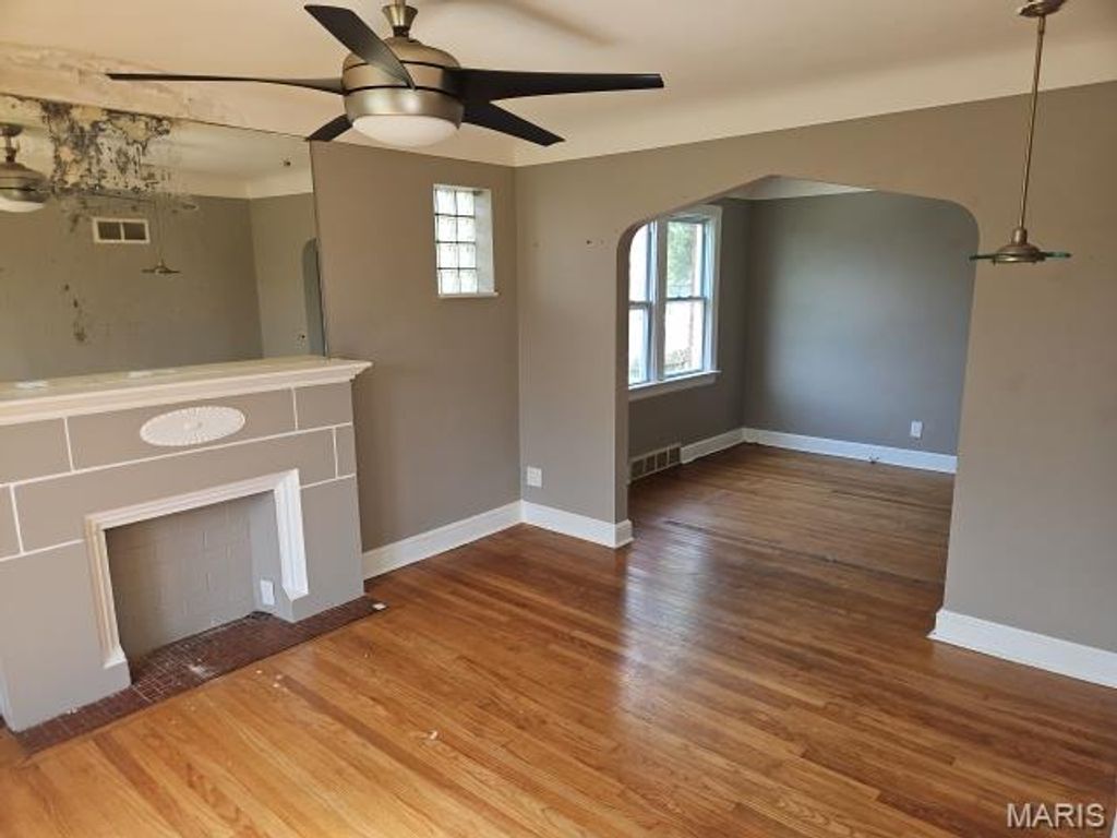 Photo of 8917 Lucerne Court, St Louis, MO 63136 (MLS # 26019094)