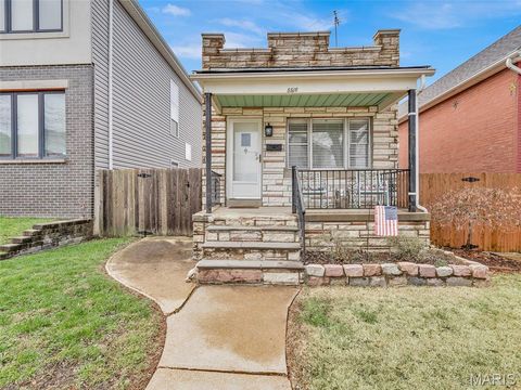 Photo of 5516 Botanical Avenue, St Louis, MO 63110 (MLS # 26018670)