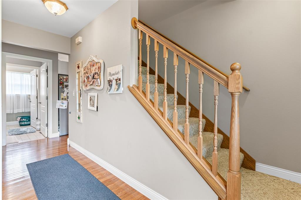 300 Ridgewood Court