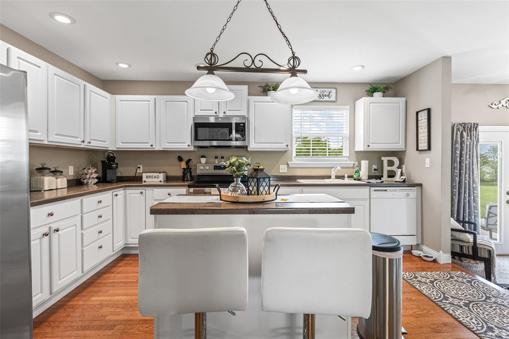 300 Ridgewood Court