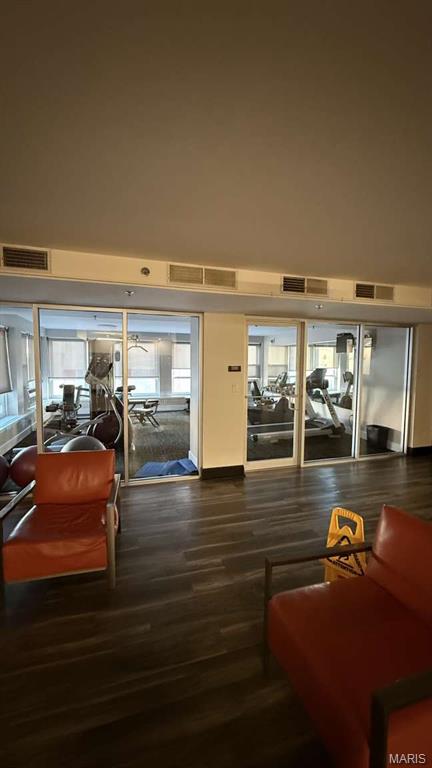 Blu Condos - Residential