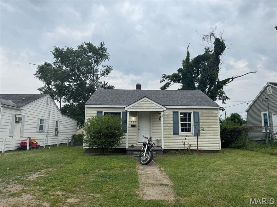 Investor Opportunity! This income-producing property offers solid potential with hardwood and tile floors throughout, combining durability with low-maintenance appeal.

The fenced-in yard adds value for tenants seeking outdoor space, and the property's layout and location make it an attractive rental option. Whether you're expanding your portfolio or diving into your first investment, this is a smart addition with strong rental potential.