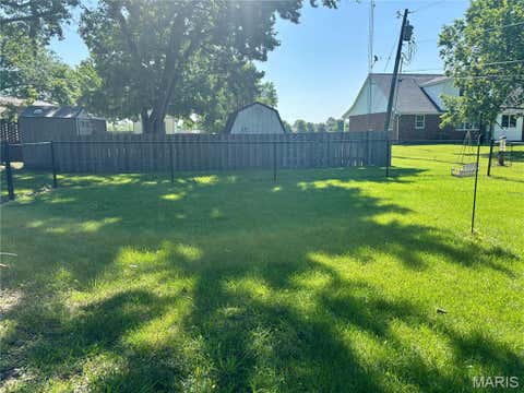 Tiny photo for 310 Miller Street, Montgomery City, MO 63361 (MLS # 26041921)