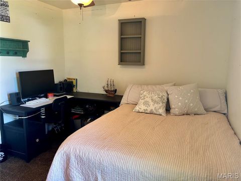Tiny photo for 310 Miller Street, Montgomery City, MO 63361 (MLS # 26041921)