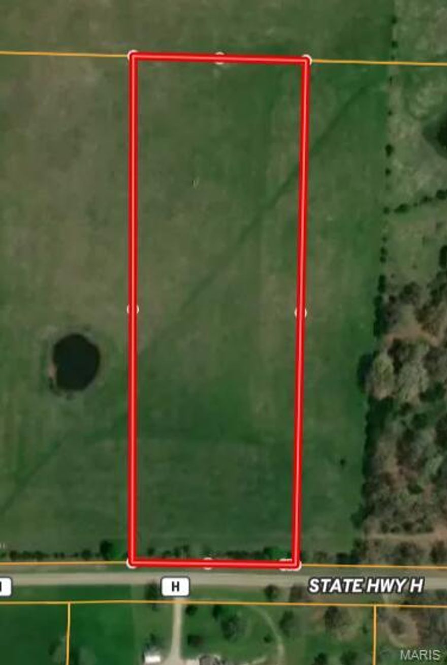 8.25 surveyed acres with excellent potential and prime location! This unrestricted parcel offers highway frontage. Electric is available, and the property features multiple elevated home sites--perfect for building your dream home or getaway with scenic views. Enjoy the freedom of no restrictions, giving you flexibility for residential, recreational, or investment use, enough land for animals. Conveniently located just 3 minutes from Grovespring and only 20 minutes to Lebanon, with easy access to Highway 5. Low property taxes make this an even more attractive opportunity. Don't miss your chance to own a versatile piece of land in a great area!