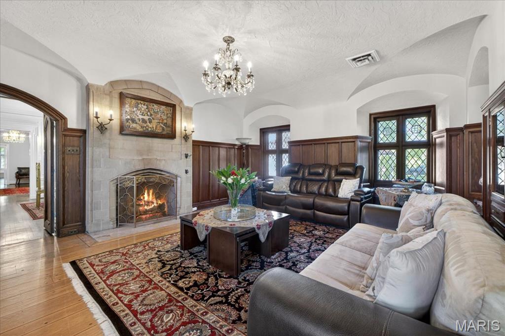 Warridge Estates - Residential