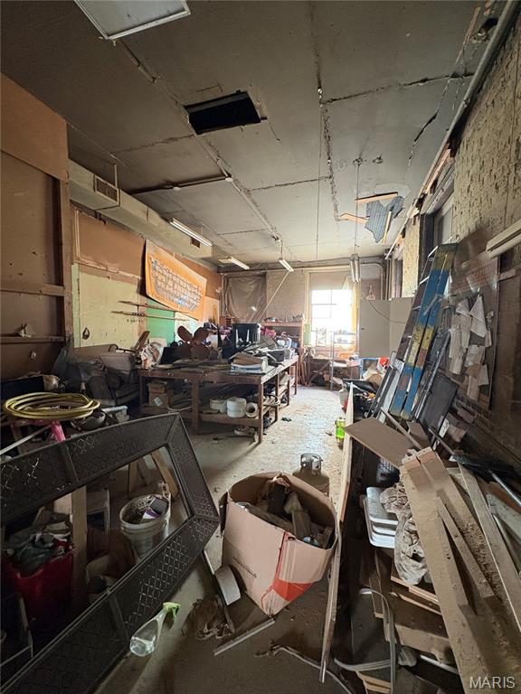 New House Add - Commercial Sale