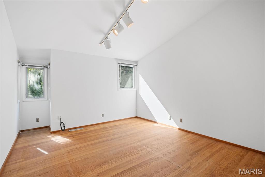 Upper Ladue Lt 5 Resub - Residential