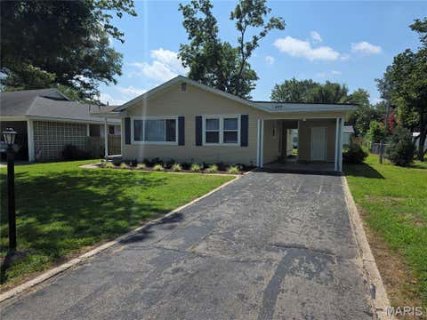 Tiny photo for 403 Virginia Street, Sikeston, MO 63801 (MLS # 26042062)