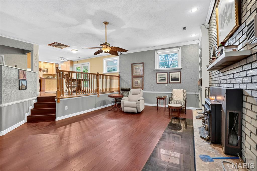 4390 W Dry Fork Road