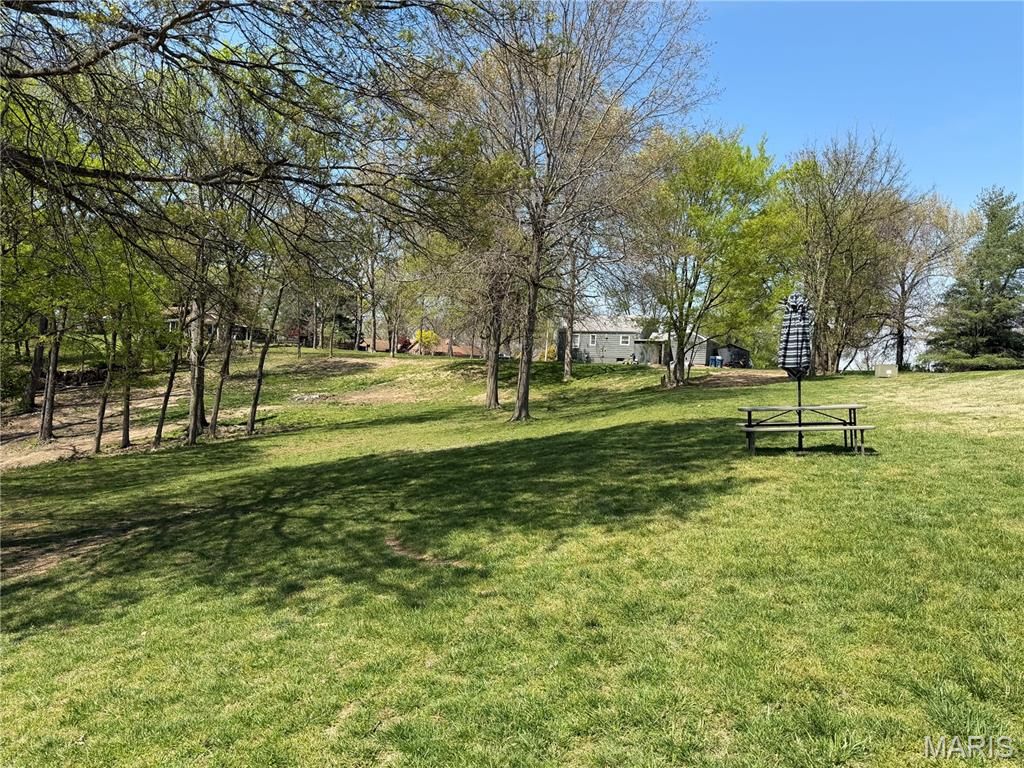 Photo of 5 Acorn Drive, Unincorporated, MO 63128 (MLS # 26020624)