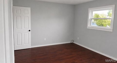 Tiny photo for 4 Toler Drive, Fredericktown, MO 63645 (MLS # 26029717)