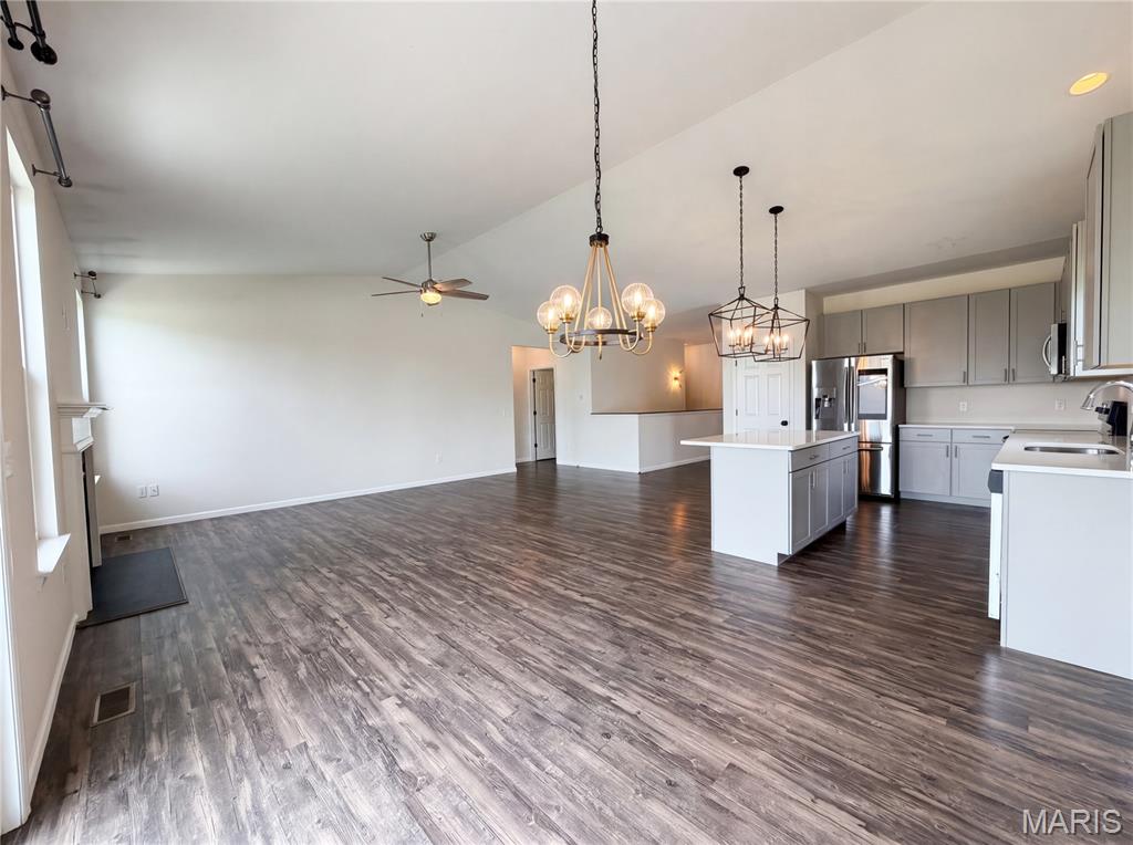 Riverdale Village A #3 - Residential