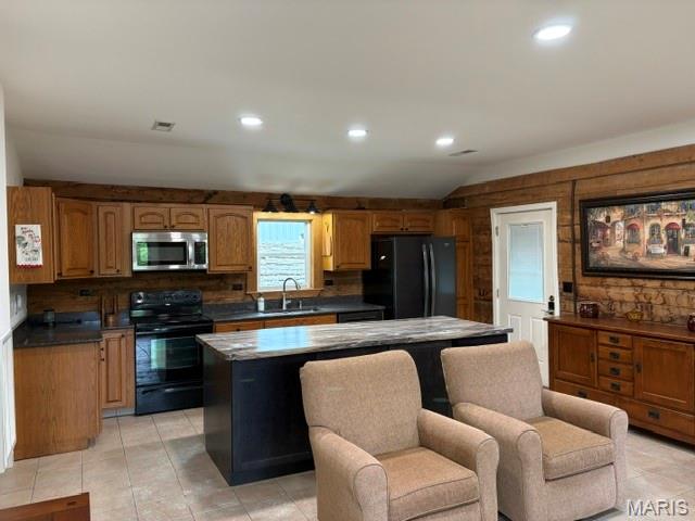 Pinnacle Lake Estates - Residential