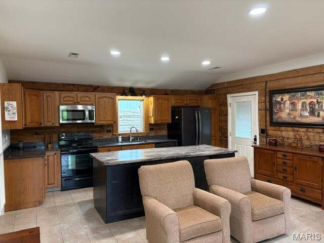 Pinnacle Lake Estates - Residential