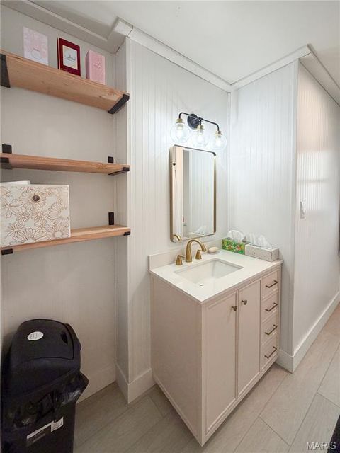 Tiny photo for 1020 W Taylor Street, Bowling Green, MO 63334 (MLS # 26021749)