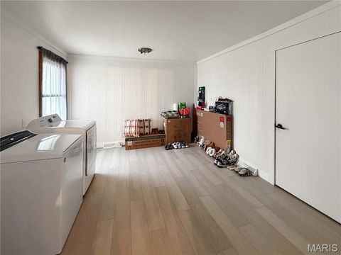 Tiny photo for 1020 W Taylor Street, Bowling Green, MO 63334 (MLS # 26021749)