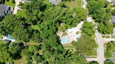 Tiny photo for 424 Belleview Avenue, Webster Groves, MO 63119 (MLS # 26036001)