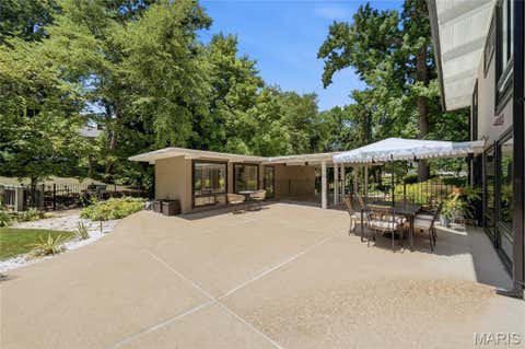 Tiny photo for 424 Belleview Avenue, Webster Groves, MO 63119 (MLS # 26036001)