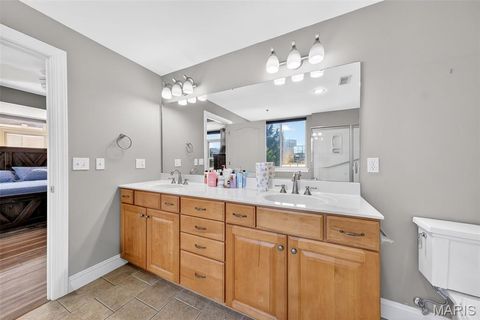 Tiny photo for 842 N New Ballas Court #102, Creve Coeur, MO 63141 (MLS # 26012378)