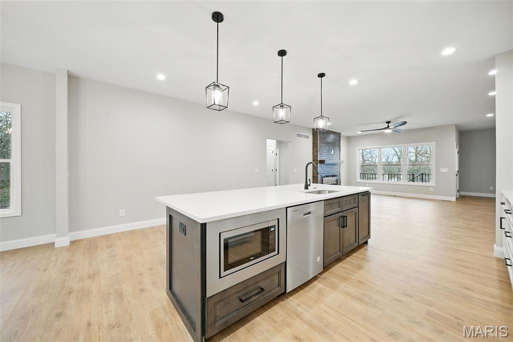 31998 Fairway Drive North