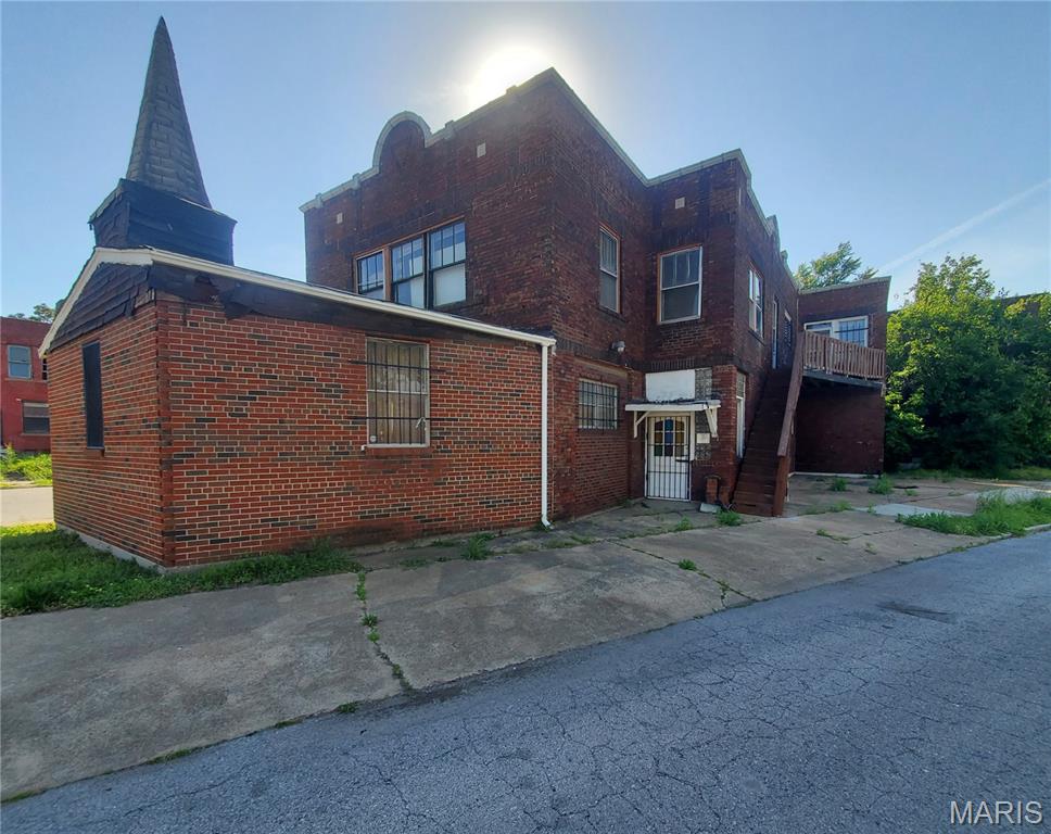 Green Lea Pl Addn - Commercial Sale