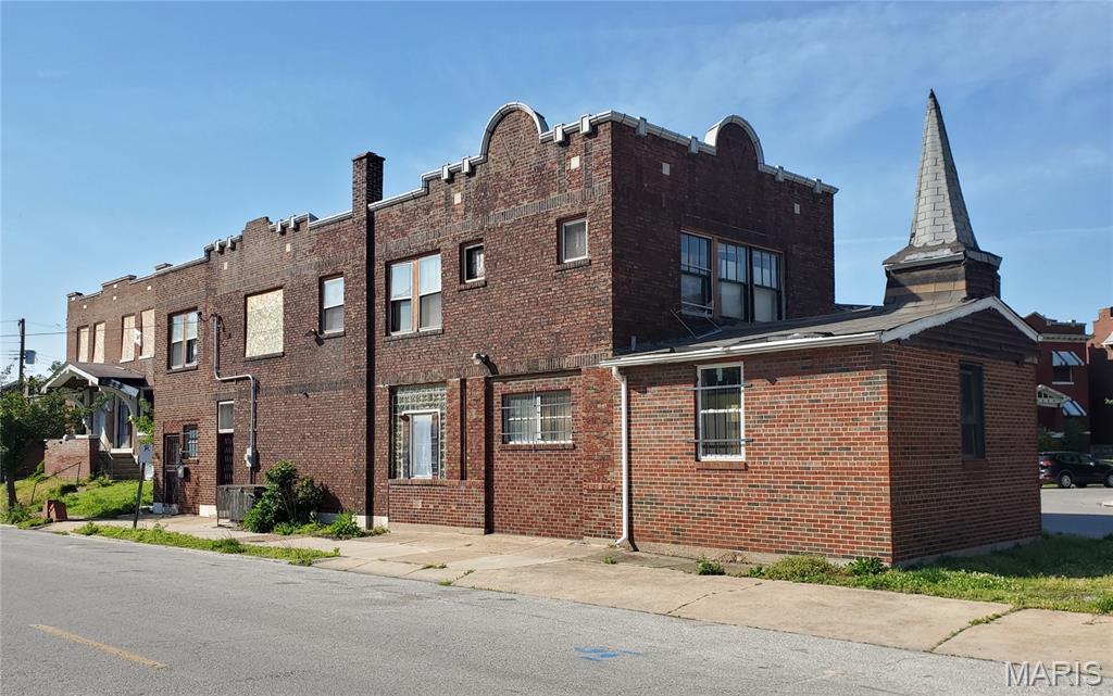 Green Lea Pl Addn - Commercial Sale